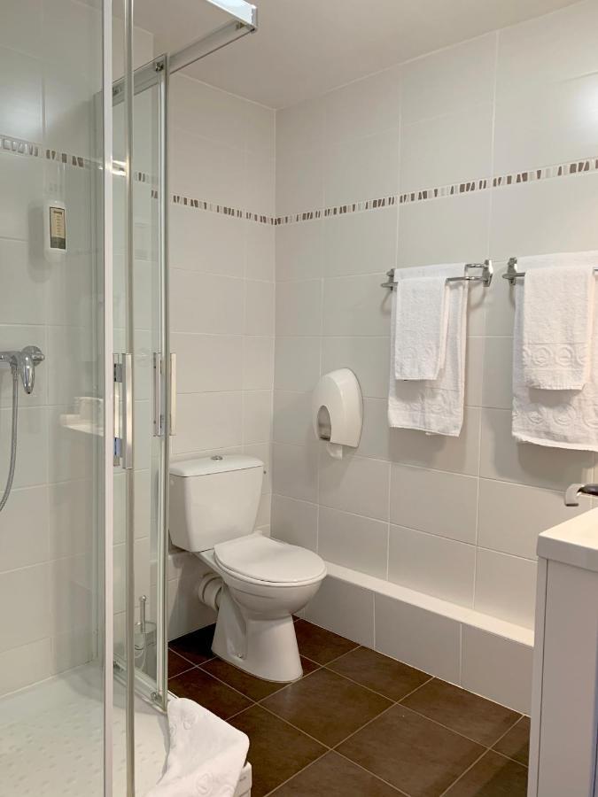 Hotel De France Ферни-Волтер Екстериор снимка