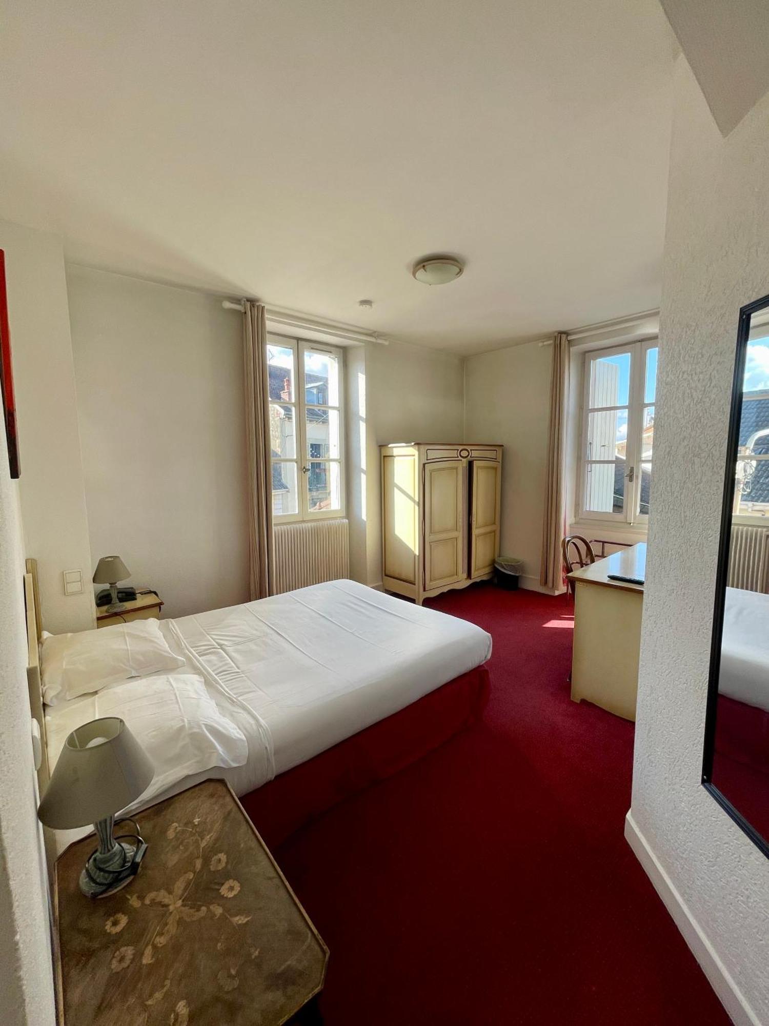 Hotel De France Ферни-Волтер Екстериор снимка
