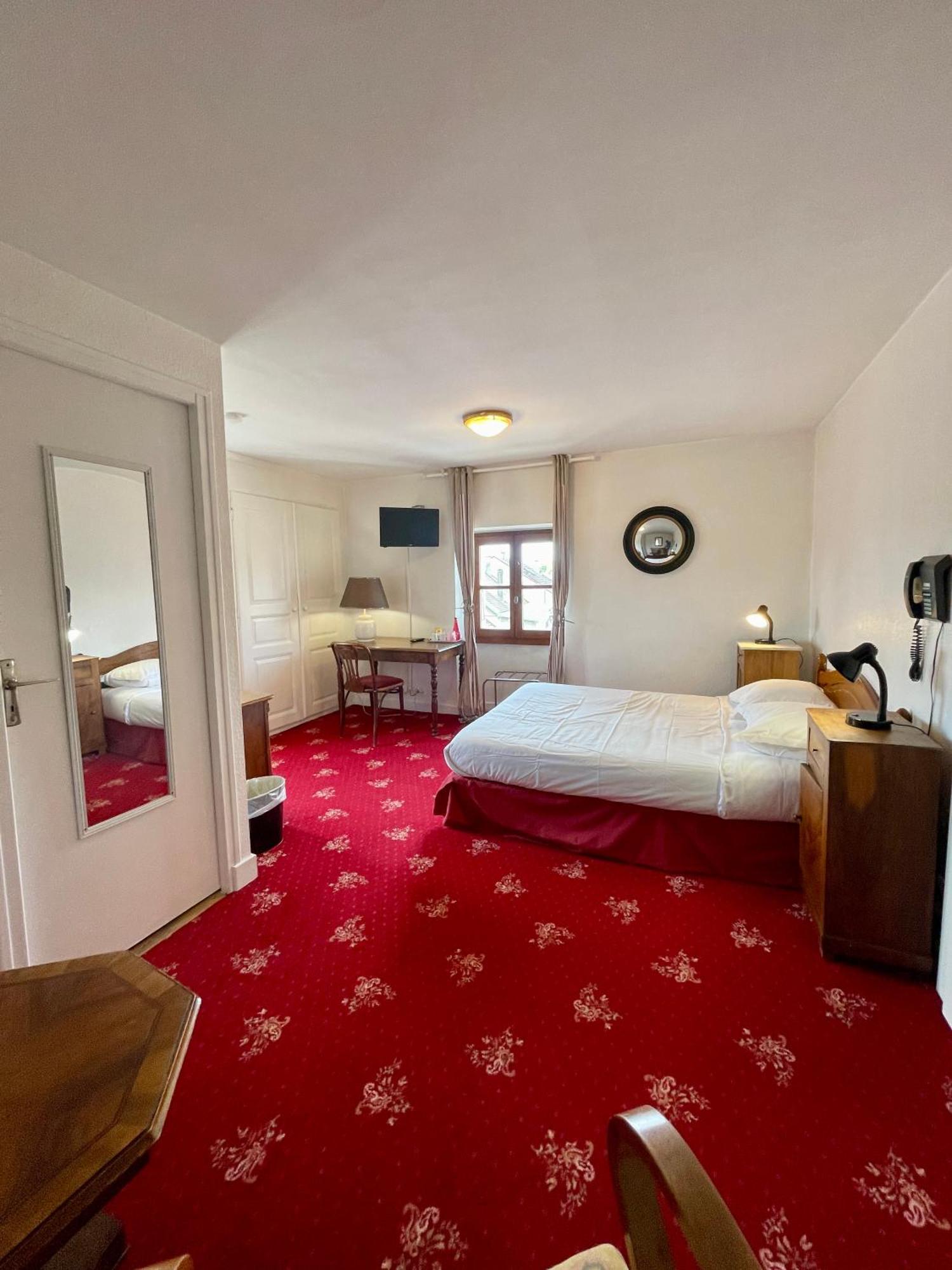 Hotel De France Ферни-Волтер Екстериор снимка